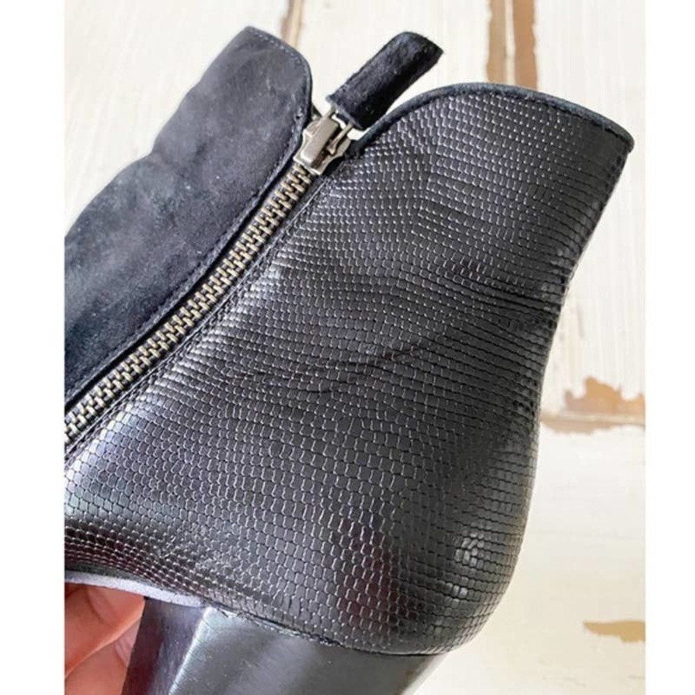 Eileen Fisher Black Two Tone Ankle Suede Leather Heeled Booties Size 8 - Picture 10 of 11